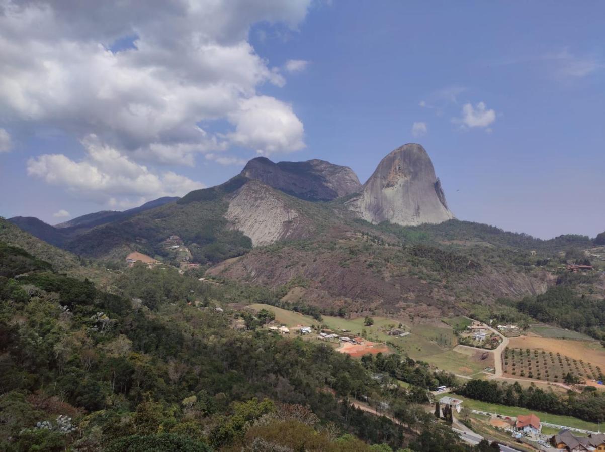 Suite Condominio Vista Azul - Pedra Azul ドミンゴス・マルチンス エクステリア 写真